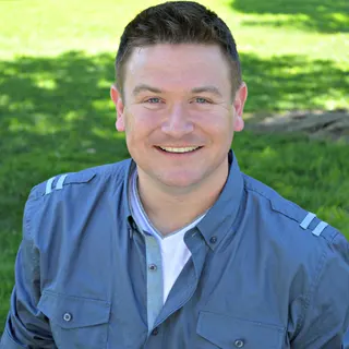 Brett Riley